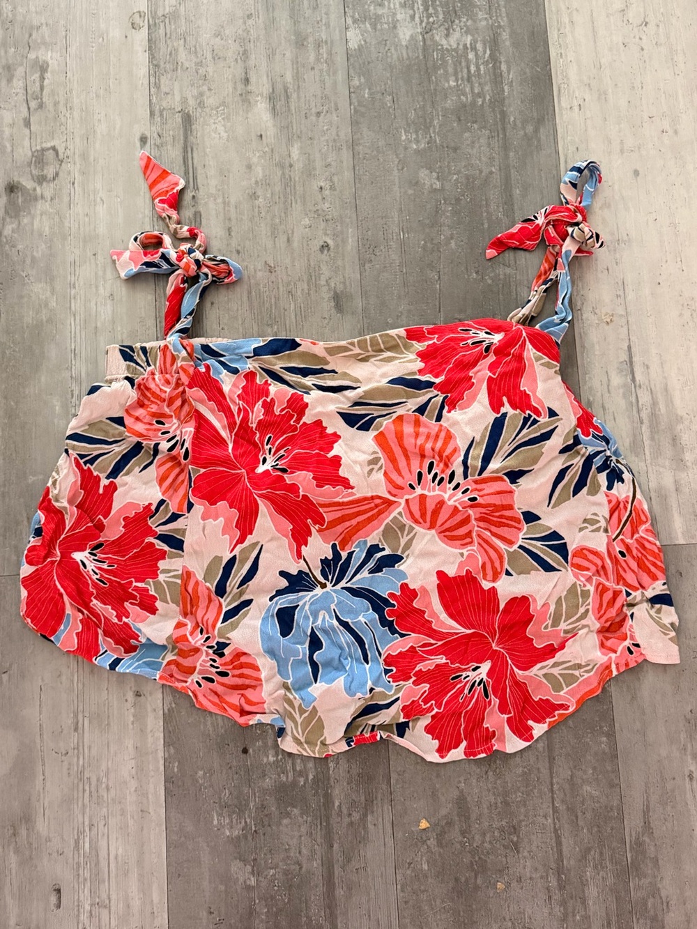 ASTR Floral Tie-Shoulder Flowy Crop Top in Coral & Blue NWOT